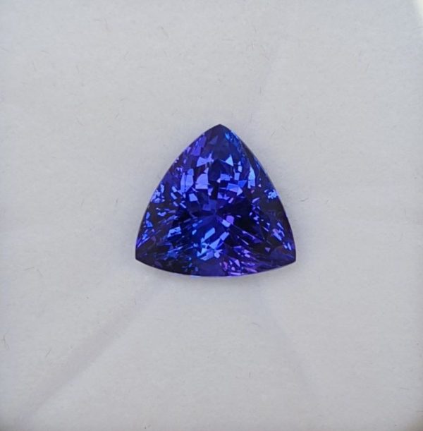 9.4cts Tanzanite