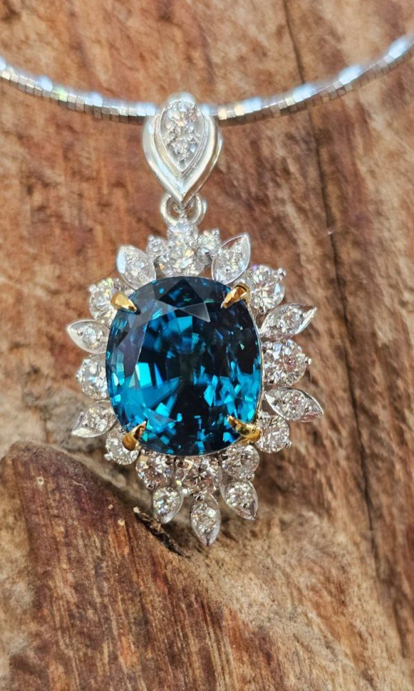 Blue Zircon and Diamonds Gold Pendant