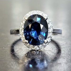 Blue Sapphire and Diamonds Gold Ring