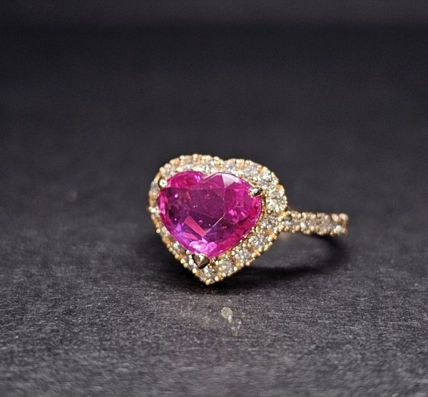 Pink Sapphire and Diamonds Gold Ring